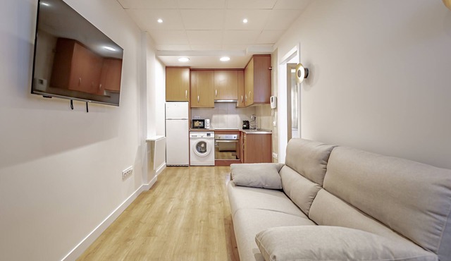 New Apartment Madrid Feria 103
