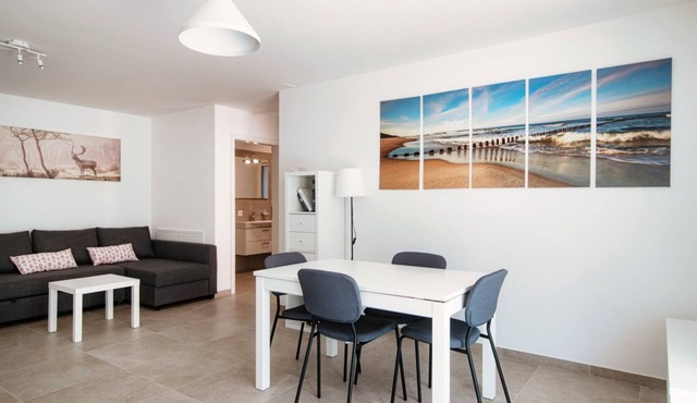 New apartment nestled among the valleys of the Moesano (CAMA 1)