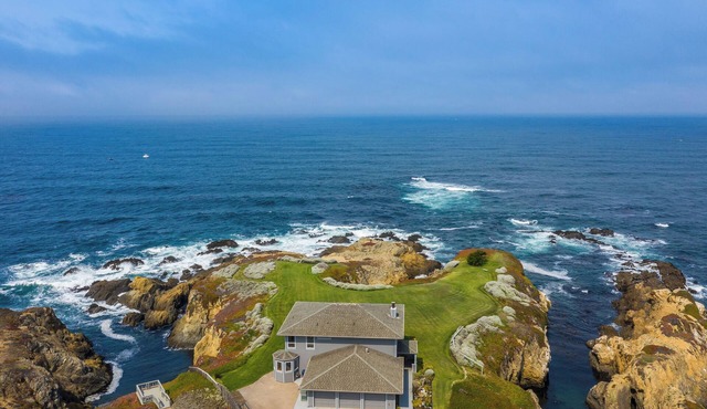 New as a Rental - Breakers Point - Situated on its Own Private Peninsula!