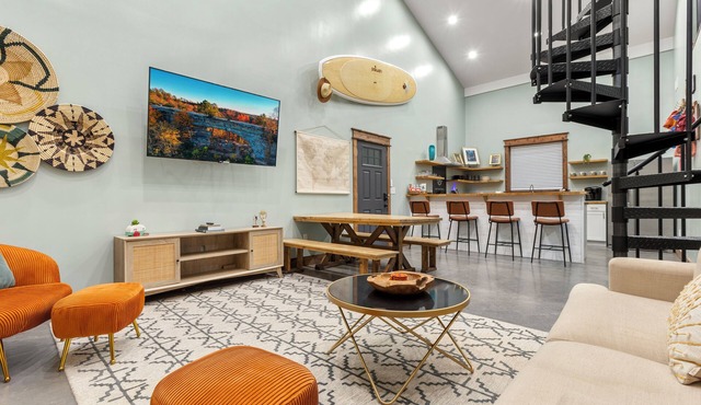 New Barndo/ATV Trailer Park/Outdoor Shower/HotTub