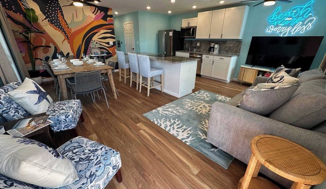 *NEW* Beach More Worry Less - 4bed 2 bath Sleeps 8