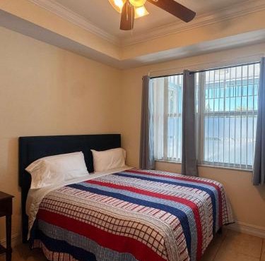 NEW Beach Studio with Queen Bed