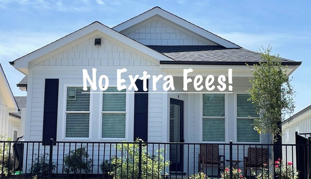 New Beachside Villa: Steps to Sand, Dog-Friendly, 2BR Gem!