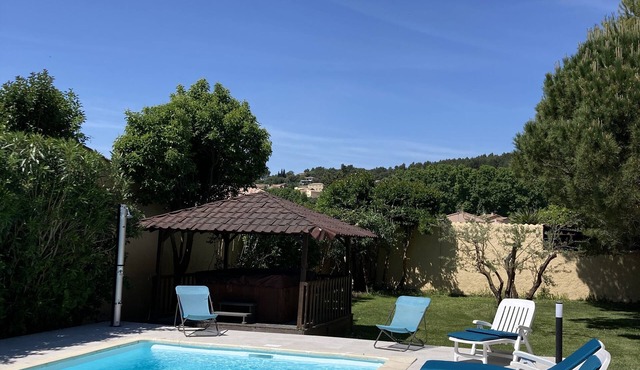 New ! beautiful house, near Avignon, private pool and jacuzzi