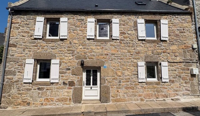 New - Beautiful renovated stone house