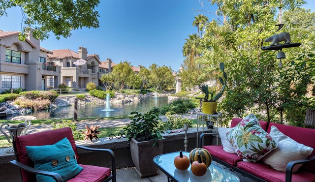 NEW! BEAUTIFUL SCOTTSDALE on the WATER!