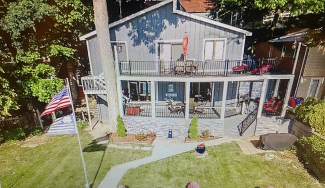 NEW Beautiful, Spacious Lake House