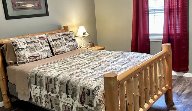 New! Beautifully updated private home near White River and Bull Shoals