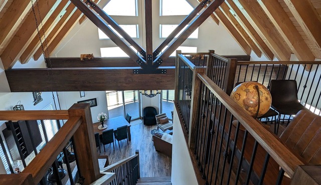 NEW Big Bear Family Cabin & Bestselling Thriller Author Retreat