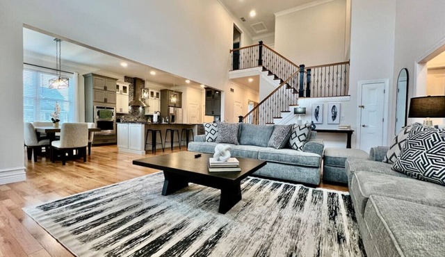 NEW, big, beautiful, Executive Home Liberty Twp