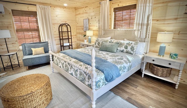 NEW Bloom Cottage-Cozy Country Retreat