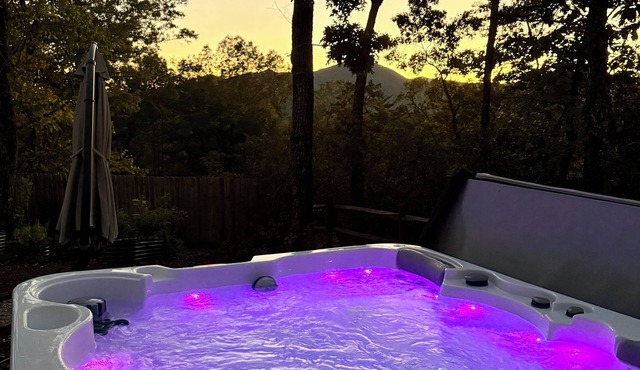New Boho Chic 1 Bedroom Cozy Private Cabin - Hot Tub
