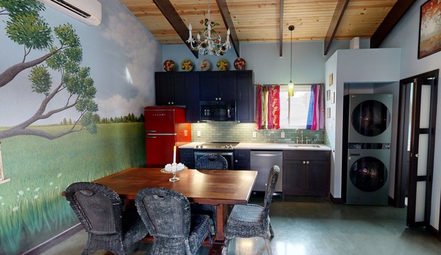 New Boho Hillcrest cottage, fully furnished, month minimum