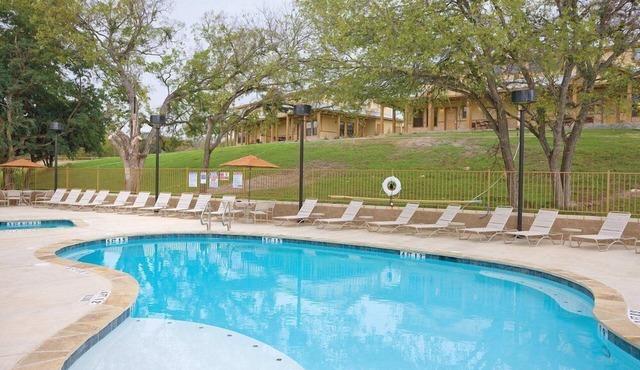 New Braunfels | Family River Escape | Pool + River | 3BR Sleeps 8