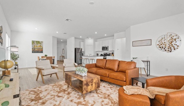 New Braunfels Spacious Retreat