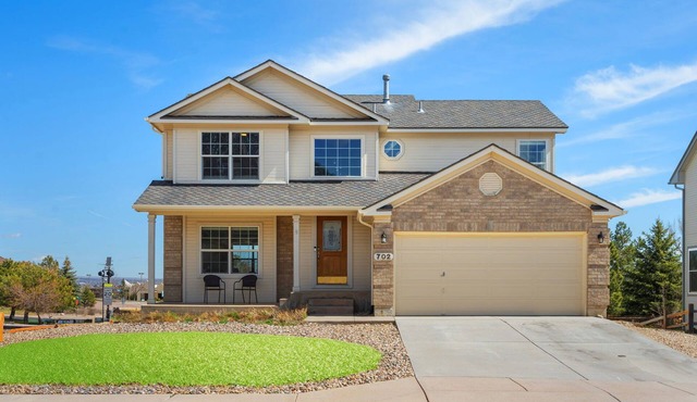 New! Broadmoor Reserve Home, Mountainside views, Deck. A-STRP-24-0585