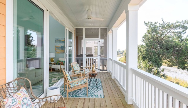 New Build, Beach Home close to Harbor Island Amenities