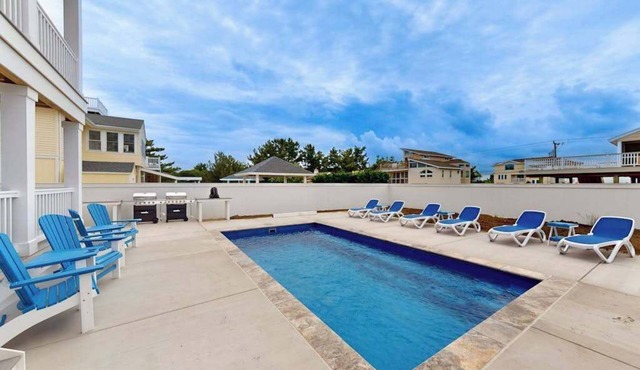 New Build! Beachside property w/pool & beach access - Pet friendly