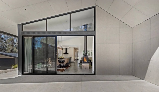 New Build - Belltopia: The Newest Ultimate Blue Mountains Base - 1BR ONLY