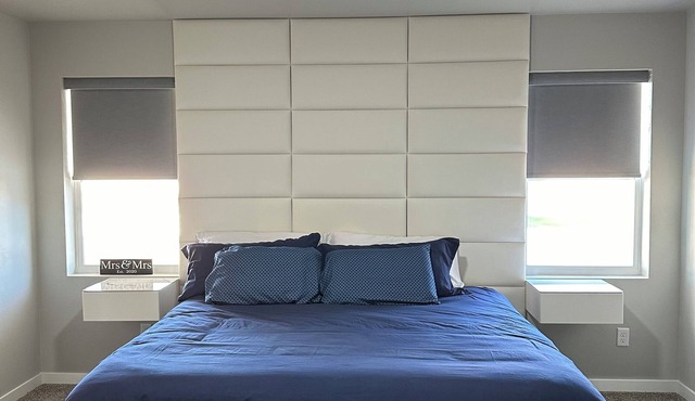 New build home 3 bedrm 2.5 bath, 40 mi from Lambeau Field. Appleton airport 8mi