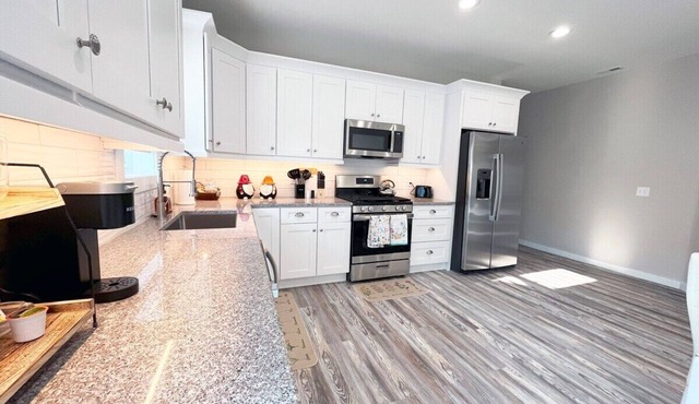 *New Build* Private Home 3br/2ba - Pet Friendly