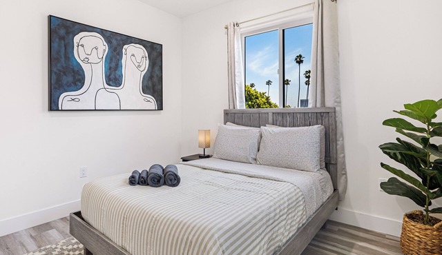 New Build Townhome in Hollywood