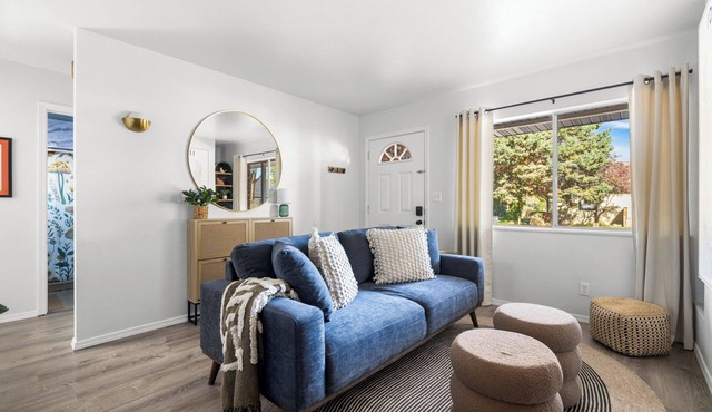 NEW - Bungalow on Hale Street