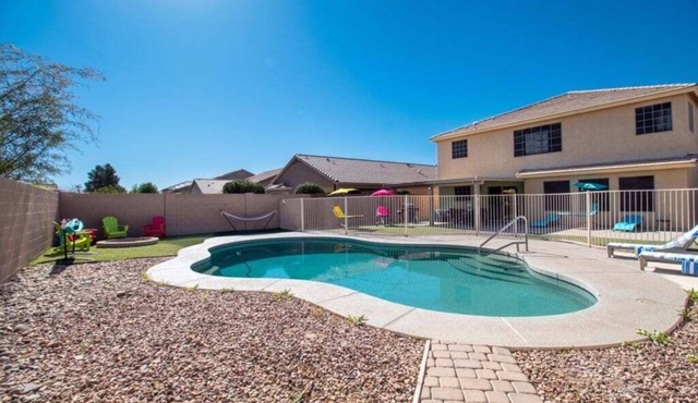 NEW! Casa Alessia 4BR Home & Heated Pool