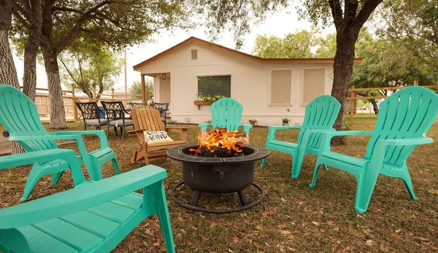 New Casa Bonita (Hospitals Restaurants Shopping)