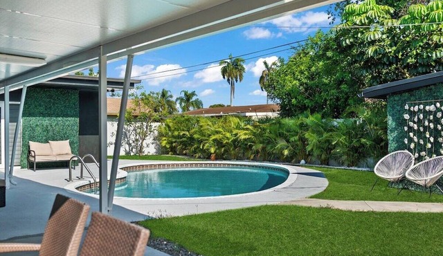New casa maui i 10min to beach i pool i 18 sleeps