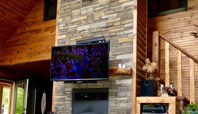 NEW Cast Away Grand Lodge. 4 - Bedroom with Hot Tub