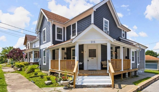 New Castle Retreat | Beautiful Duplex Near Parks