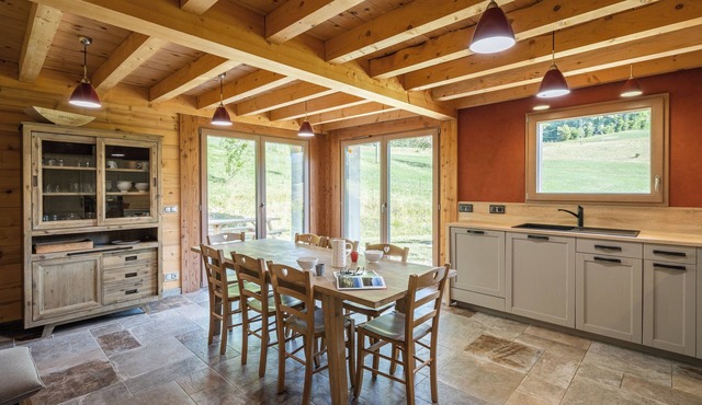 New chalet for 8 people