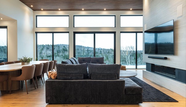 NEW! Chalet Mont-Steele | 5 Bedrooms | Hot Tub, Heated Pool & Game Room