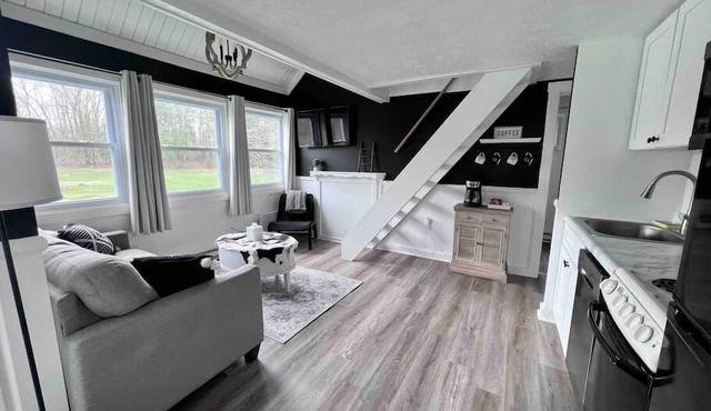 *NEW Chalets by the Lake - #3 - Conneaut Lake, PA