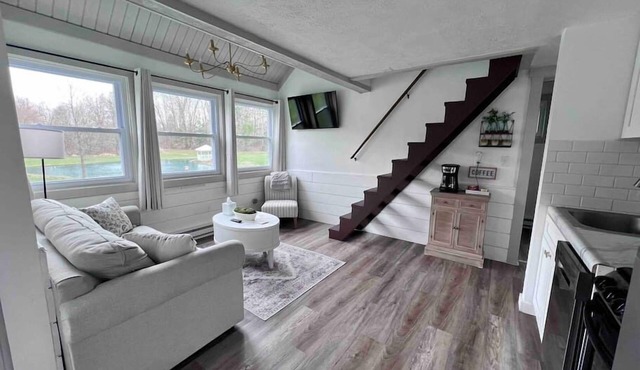 *NEW Chalets by the Lake - #4 - Conneaut Lake, PA