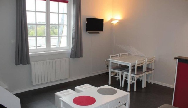 NEW . Charming duplex T2 with pool and tennis