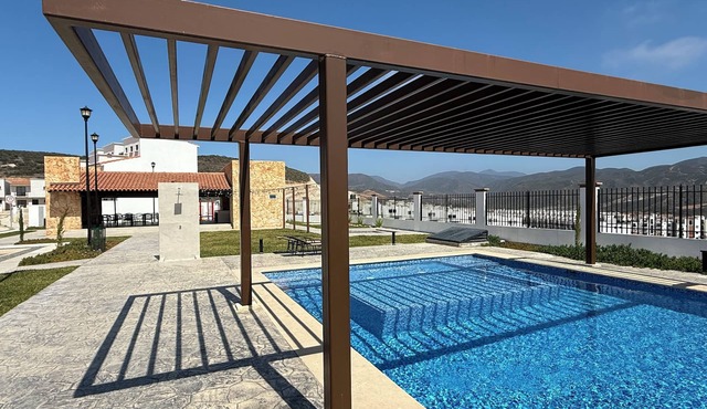 New Charming 3-bedroom house with Roof Top, WiFi in beautiful Valle de Guadalupe