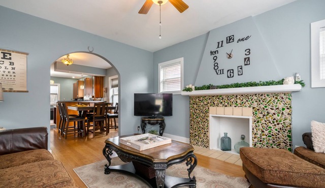 NEW & Charming! Close to Everything -KY Fair & Expo Center and C/D 5-Star!