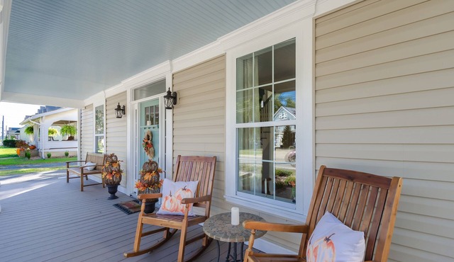 NEW! Charming Farm House in Historic Kent Island