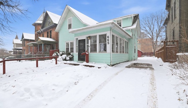 NEW! Charming St Paul Getaway