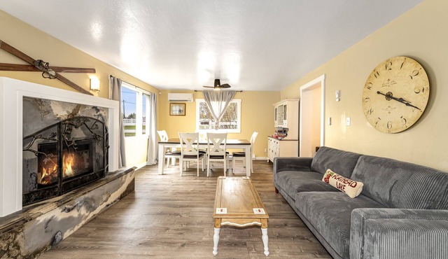 New! Cherry Orchard Cottage | Fireplace · Near Flathead Lake · 1 Hr to Glacier National Park