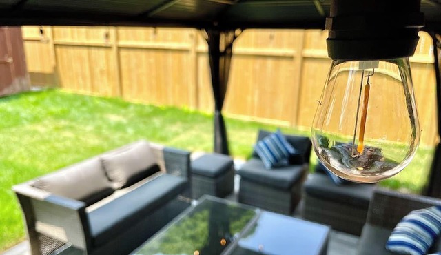 New Chic Bespoke 4BR Home w/ Private Backyard & Gazebo