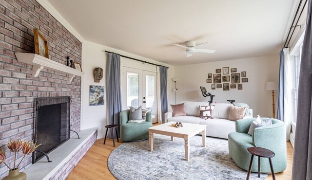 NEW: Chic Colonial - Family, Fun, Food & Forays!