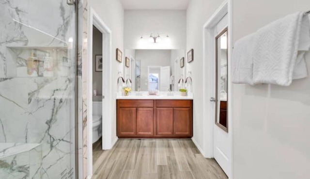 New Comfortable 4 Bedroom Home in Houston, TX