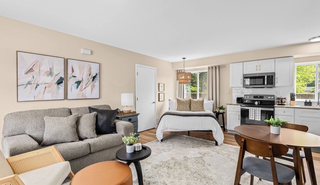 New! Comfy & Cozy Private Studio Flat