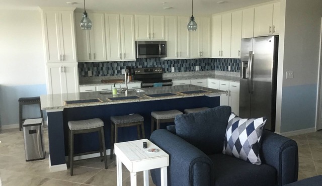 New condo at golf & country club overlooking preserve and course