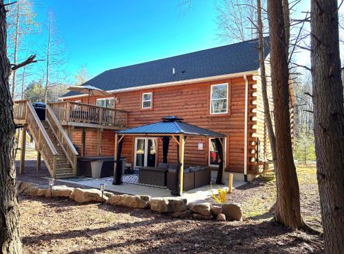 NEW Construction - 7 Bedroom Log Cabin