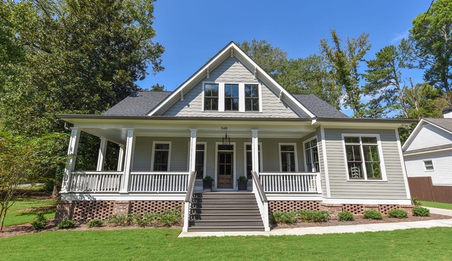 New construction farmhouse in desirable Five Points!