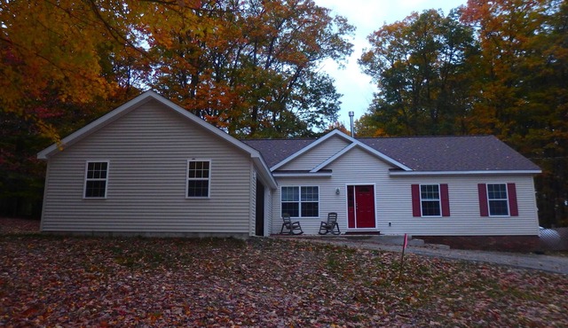 New construction in a fabulous PA Golf resort!